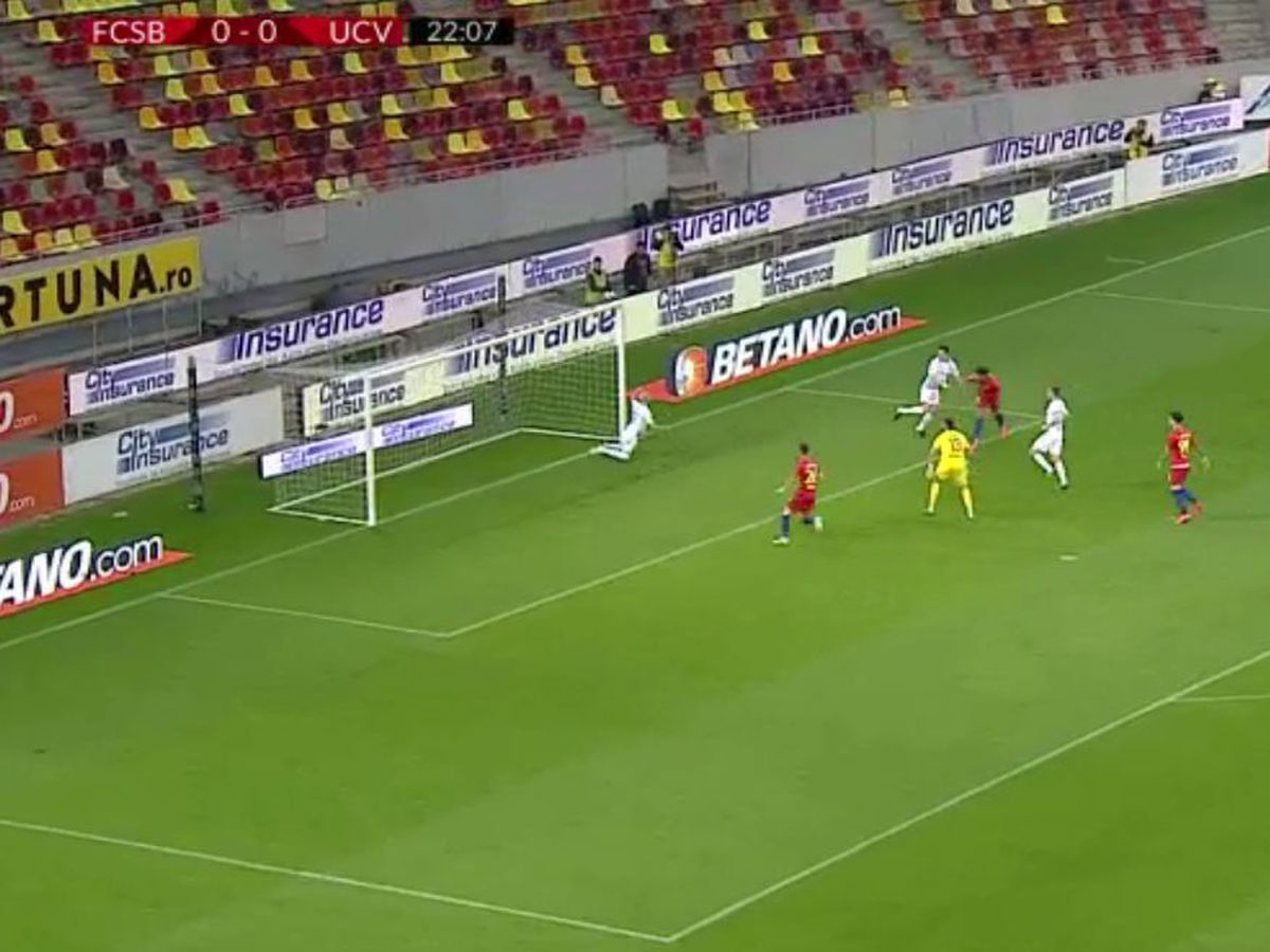 FCSB - CRAIOVA // FOTO Momentul de visare al lui Pigliacelli i-a costat scump pe olteni: scene comice la golul lui Oaidă