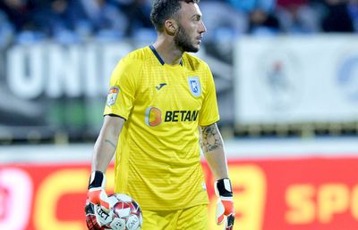 FCSB - CRAIOVA // VIDEO EXCLUSIV Mirko Pigliacelli, criticat dur la pauză: „Fă-ți treaba de portar!”