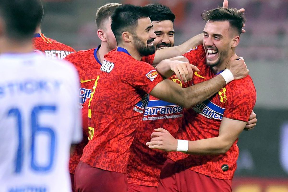 FCSB - CRAIOVA 4-1 // FOTO + VIDEO O făcură de Oaidă! Repriză secundă dezastruoasă a oltenilor, iar CFR Cluj poate profita