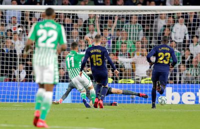 BETIS - REAL MADRID 2-1 // VIDEO De la extaz la agonie în doar o săptămână » Real cedează șefia în La Liga