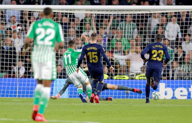 BETIS - REAL MADRID 2-1 // VIDEO De la extaz la agonie în doar o săptămână » Real cedează șefia în La Liga