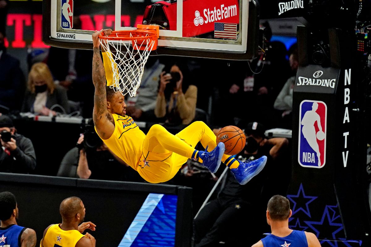 VIDEO+FOTO Spectacol total în NBA All-Star Game » Cine a fost MVP și ce premii s-au oferit