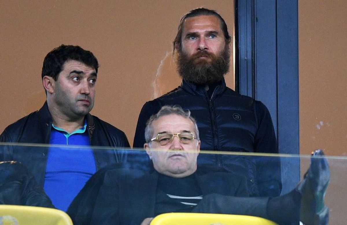 Gigi Becali și ținutele afișate în ultimii 30 de ani