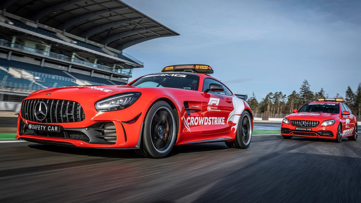 FOTO Premieră în Formula 1! Două supermașini vor fi folosite ca Safety Car