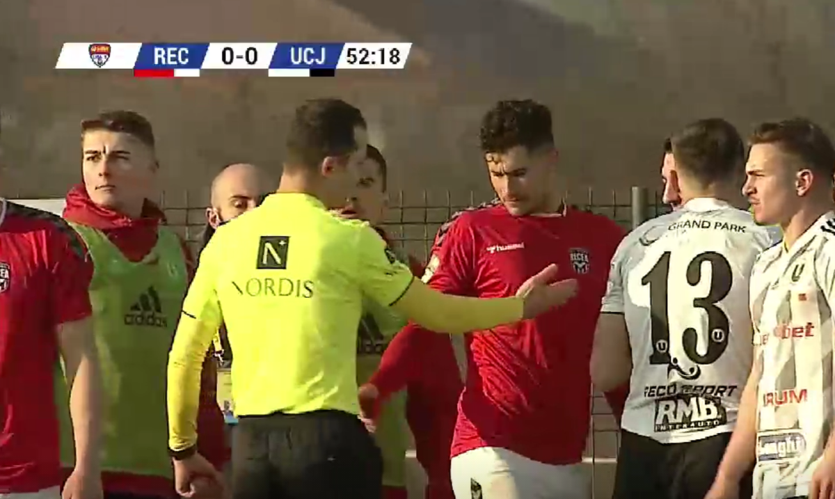 FOTO » Penalty de județeană în Liga 2! Decizia de neînțeles a arbitrului a decis jocul