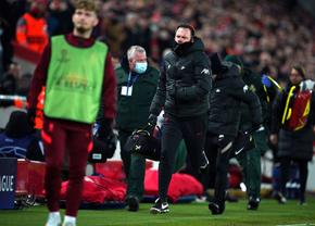 Liverpool - Inter, oprit din cauza unei urgențe medicale » Doctorii au alergat spre tribune