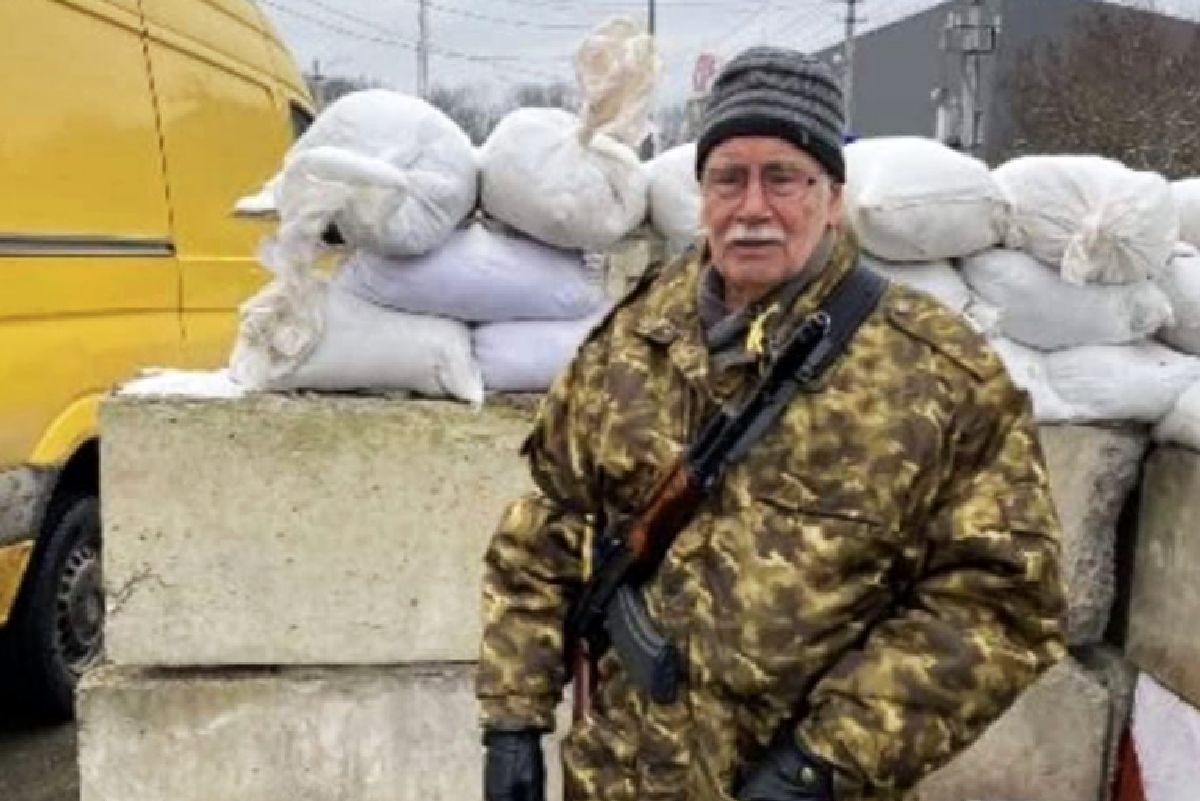 La 83 de ani, fostul președinte al Federației de Rugby merge pe front pentru a apăra Ucraina