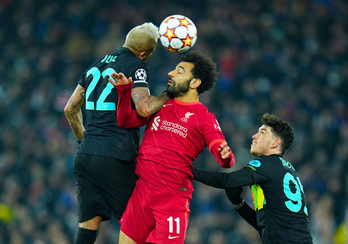 Învinsă pe Anfield, Liverpool merge în sferturile Ligii! Alexis Sanchez a îngropat-o pe Inter