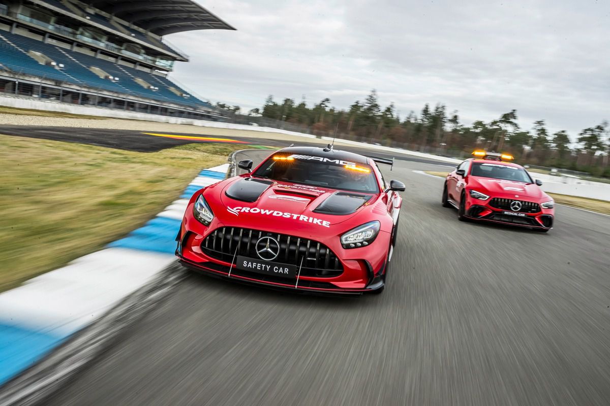 Formula 1 a prezentat Safety Car-ul Mercedes pentru sezonul 2022 » Un bolid de aproape 300.000 de dolari!