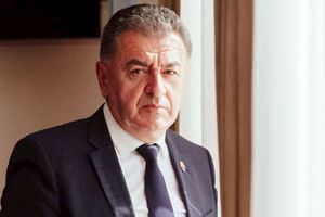 Primarul din Pitești „aruncă în aer” fotbalul românesc: „100% se fac jocuri. Nu mai pot să tac, știu prea multe. Am vorbit cu arbitri activi”