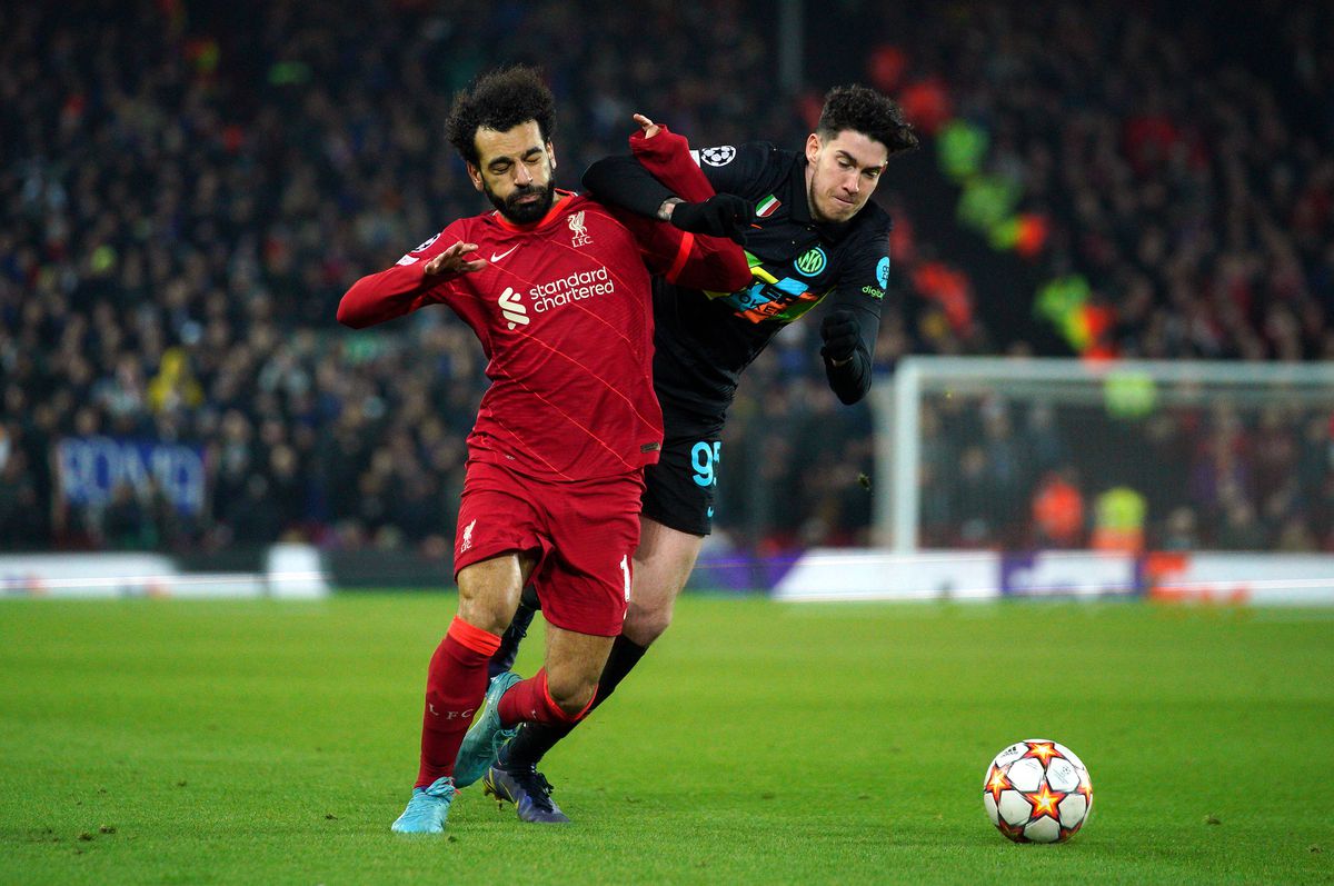 Învinsă pe Anfield, Liverpool merge în sferturile Ligii! Alexis Sanchez a îngropat-o pe Inter