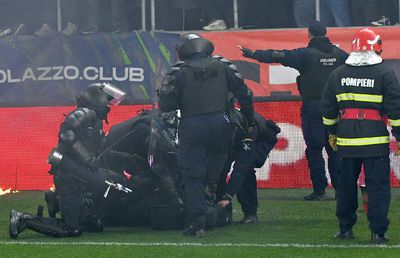 Mihai Stoica, fără milă: „Ar trebui excluși pe viață!”