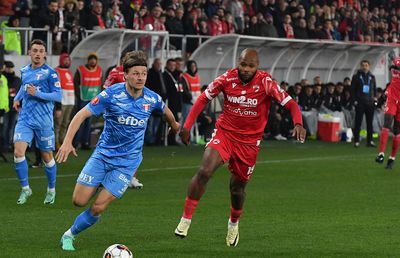 Dinamo, victorie de aur cu UTA! „Câinii” nu mai sunt pe loc retrogradabil după 23 de etape. Cronica scrisă de pe „Arcul de Triumf”