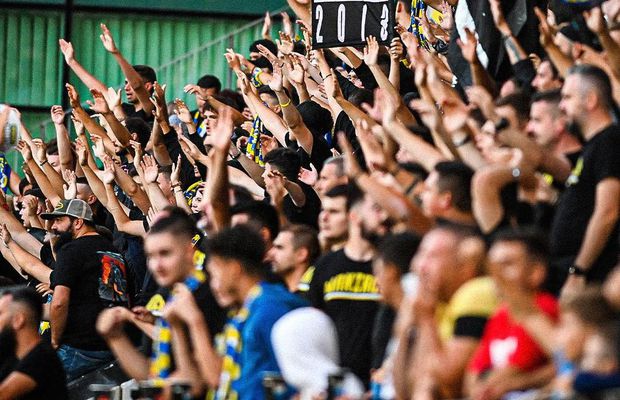 Implozie după eșecul din runda decisivă a Superligii » Jucătorii s-au acuzat reciproc în vestiar + se cere demisia antrenorului