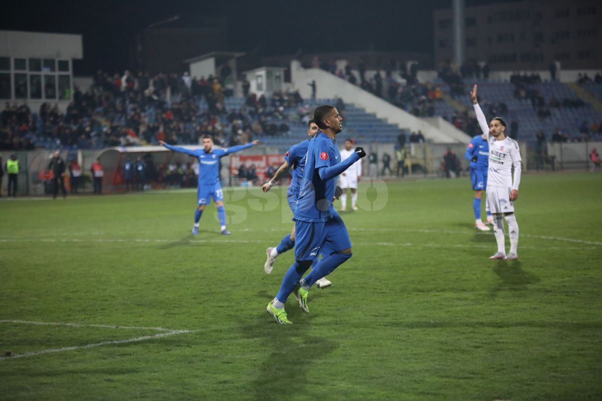 FC Botoșani - Farul » Trupa lui Hagi merge în play-off