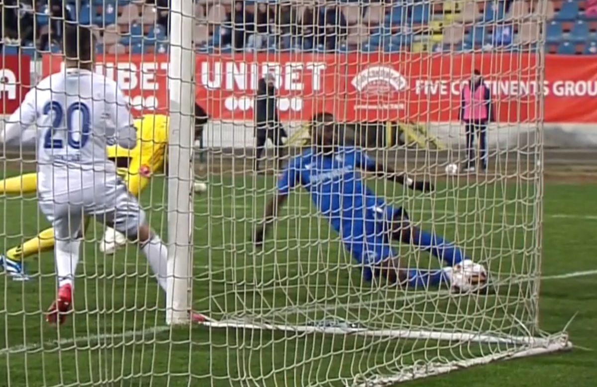 Hagi va lua foc! Golul Farului, anulat de VAR, deși reluările nu lămuresc nimic