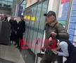 Bărbat amenințător, dezarmat de un fost boxer în aeroport