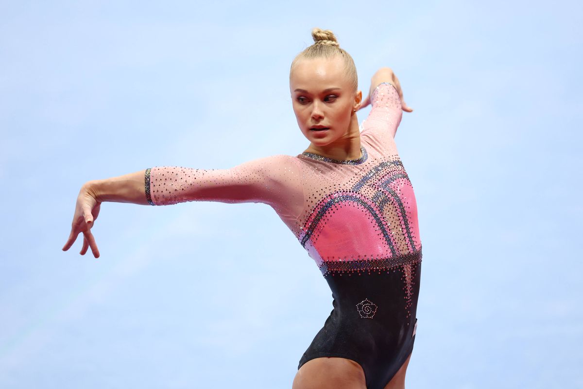 Se întorc gimnastele din Rusia în competiții? » Printre sportivii care au primit de curând statut neutru se află și Angelina Melnikova, campioană olimpică la Tokyo