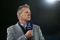 Panică în aer! I s-a făcut rău și avionul a aterizat de urgență » Care este starea fostului selecționer englez