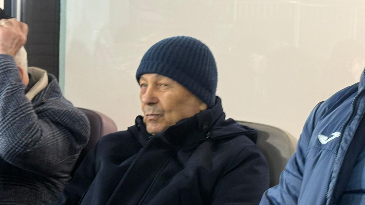 Mircea Lucescu, la prima apariție în public după spitalizare » Singurul om cu care a avut contact