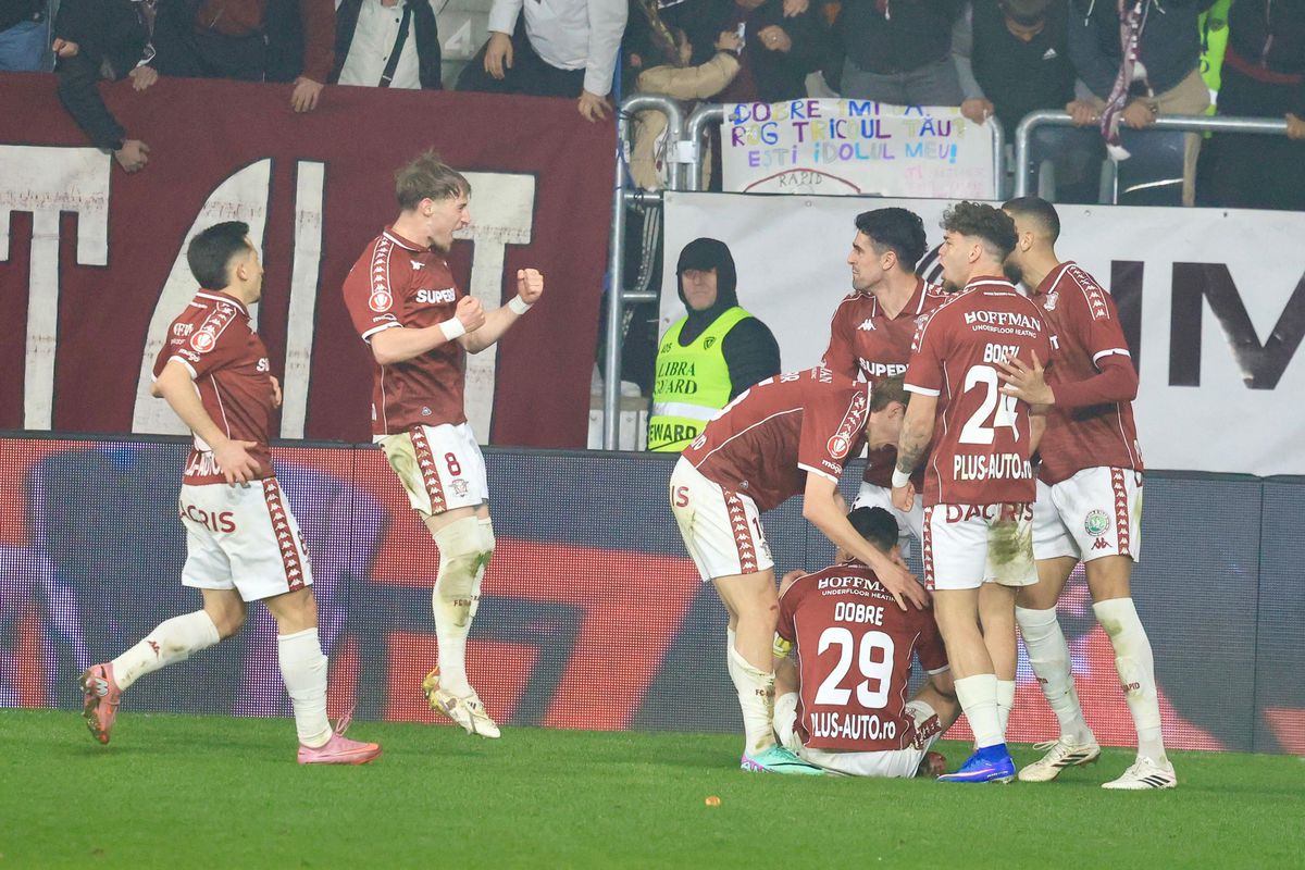 Rapid - Universitatea Craiova, derby în etapa 30 din Superligă