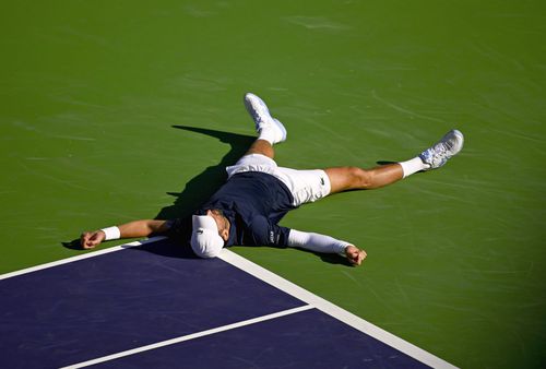 Novak Djokovic a vomitat în turul 2 de la Indian Wells, apoi a avut o conferință-maraton // foto: Imago