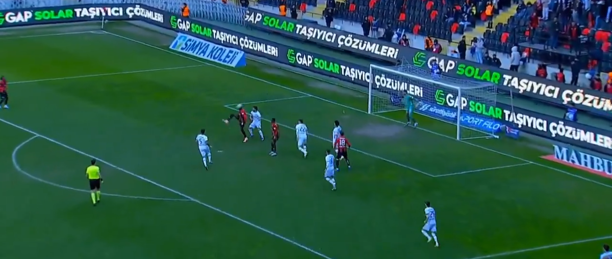 Gol pentru Alexandru Maxim în Turcia! Căpitanul lui Gaziantep a marcat cu un șut din afara careului