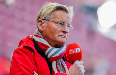 Nemaivăzut, nemaiauzit! Ce a făcut crainicul stadionului din Koln te lasă mască!