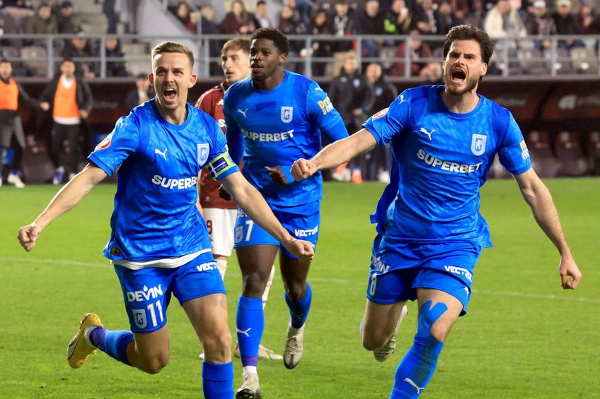 Tudor Băluță (dreapta) nu va evolua în prima etapă din play-off // FOTO: Ionuț Iordache (GSP.ro)