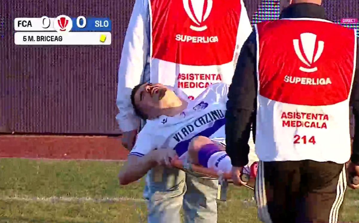 Căpitanul din play-off, scos cu targa de pe teren » Culmea: accidentat și suspendat în aceeași fază