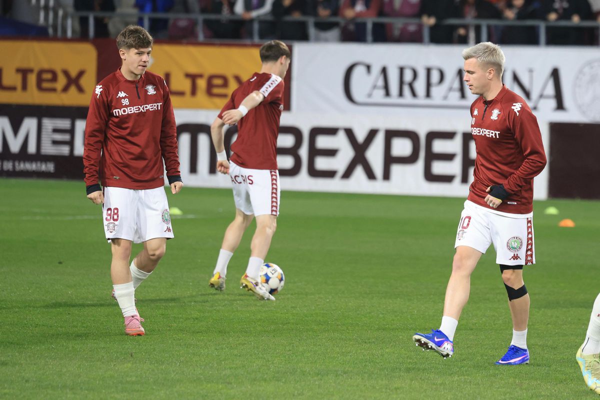 Rapid - Craiova, imagini de la nivelul gazonului, înaintea partidei