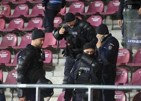Eroare INACCEPTABILĂ a jandarmilor la Rapid - Craiova » Lucescu, sub tratament, a părăsit urgent arena