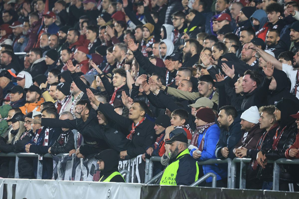 Rapid - Craiova, întrerupt de două ori