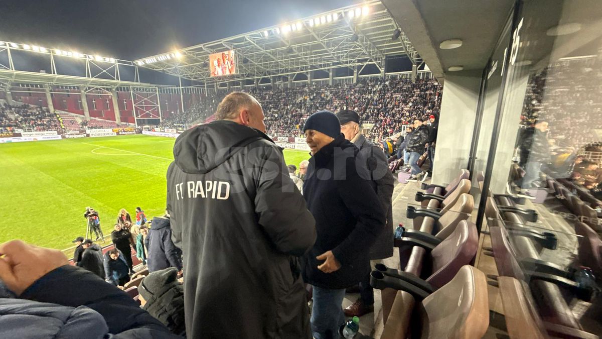 Mircea Lucescu, la prima apariție în public după spitalizare » Singurul om cu care a avut contact