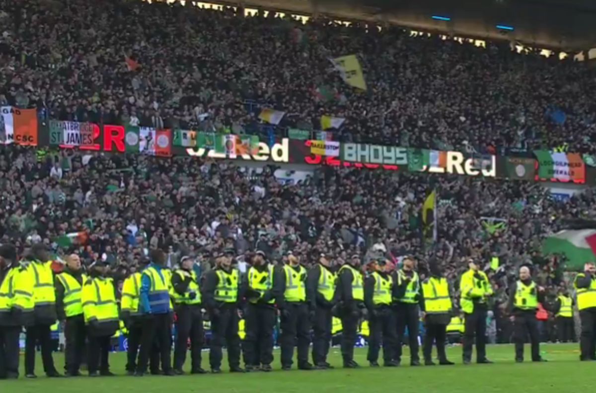Arestări, polițiști și suporteri răniți! » Haos la Rangers - Celtic