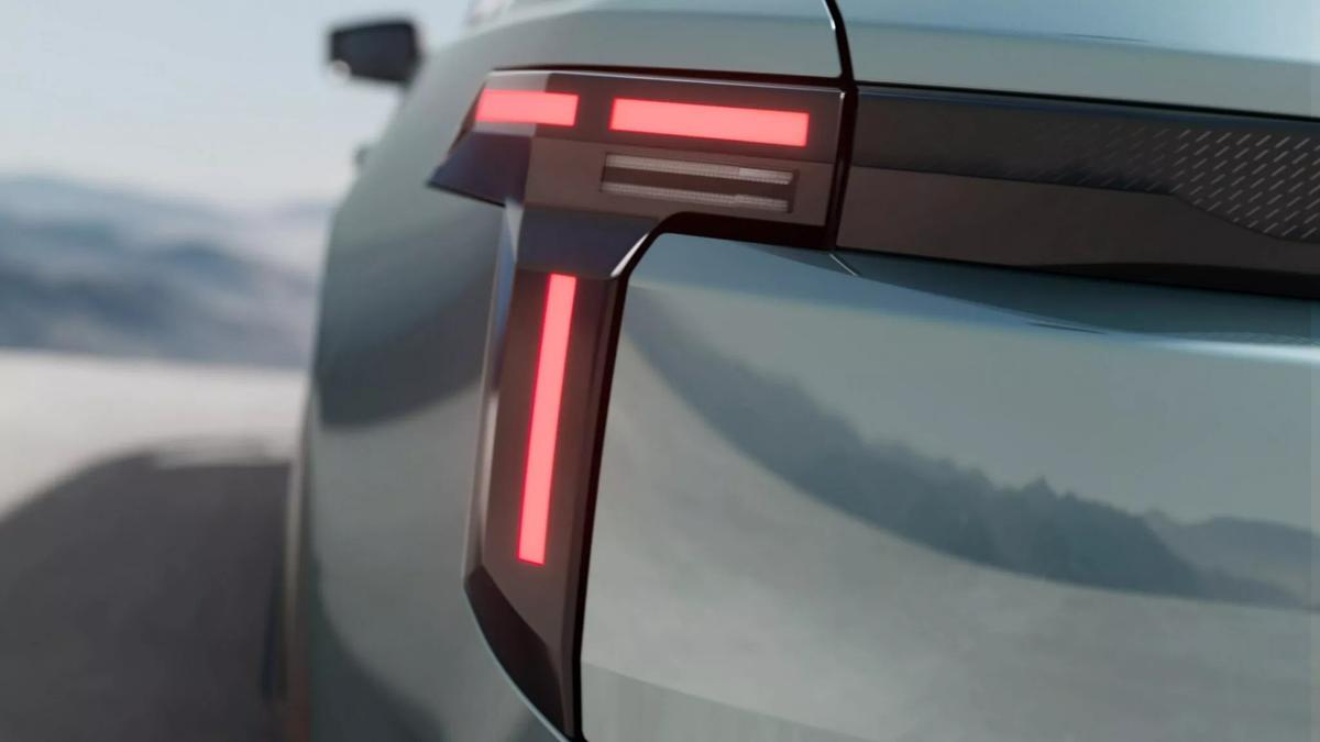 Noua Dacia Striker, surprinsă în premieră pe străzile din București » Reacțiile sunt împărțite