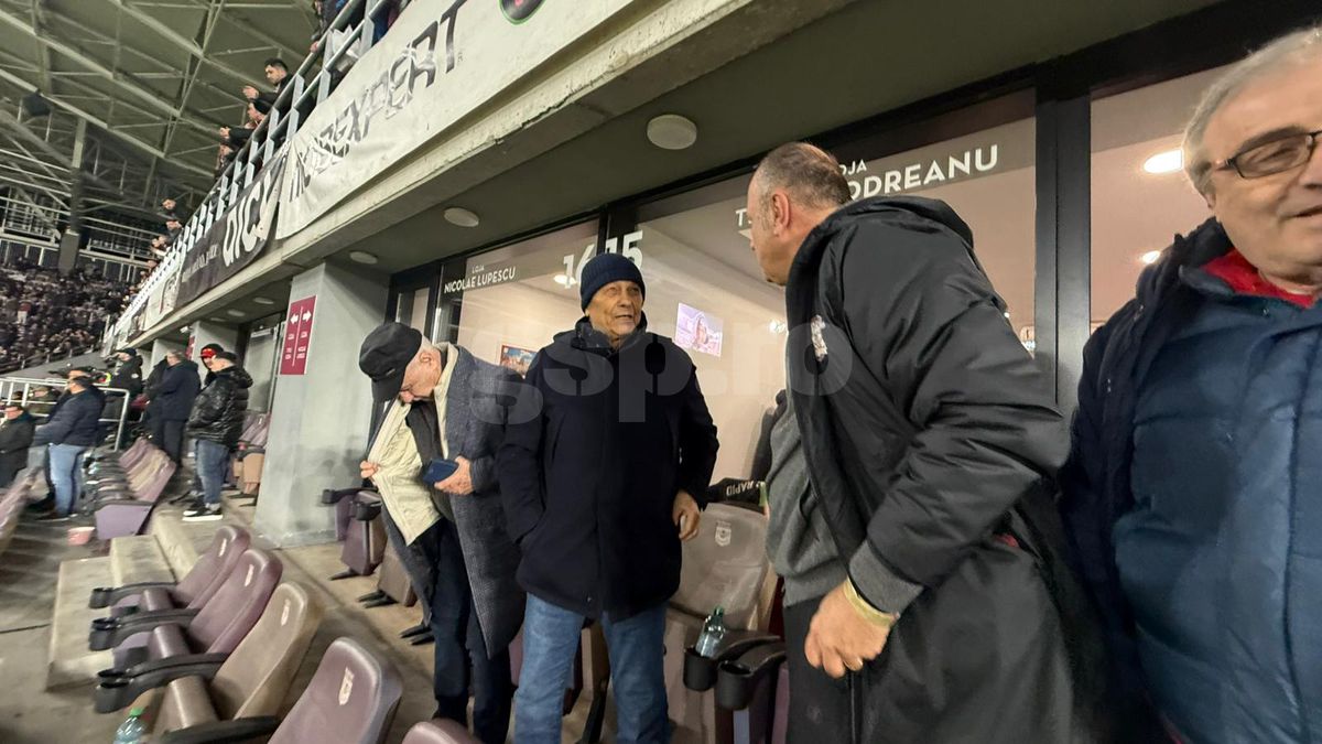 Mircea Lucescu, la prima apariție în public după spitalizare » Singurul om cu care a avut contact