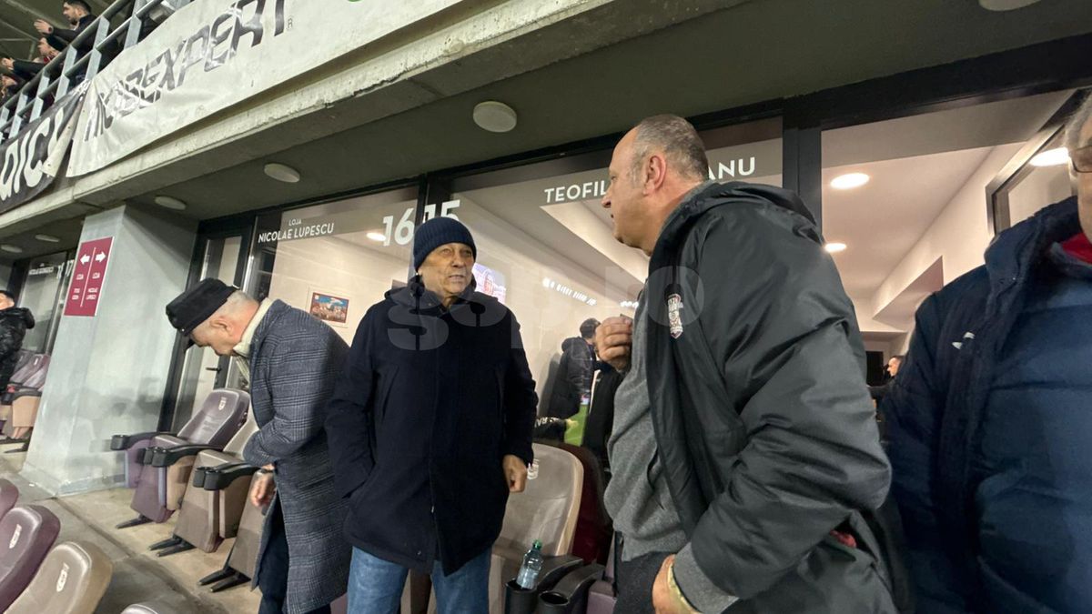 Mircea Lucescu, la prima apariție în public după spitalizare » Singurul om cu care a avut contact