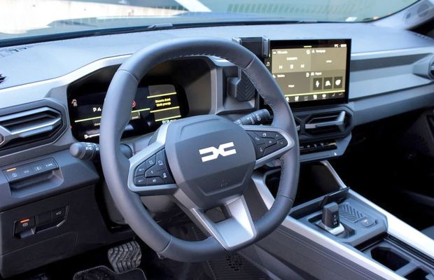 Americanii au văzut cum arată noul model Dacia și au remarcat: „Nu e o coincidență”