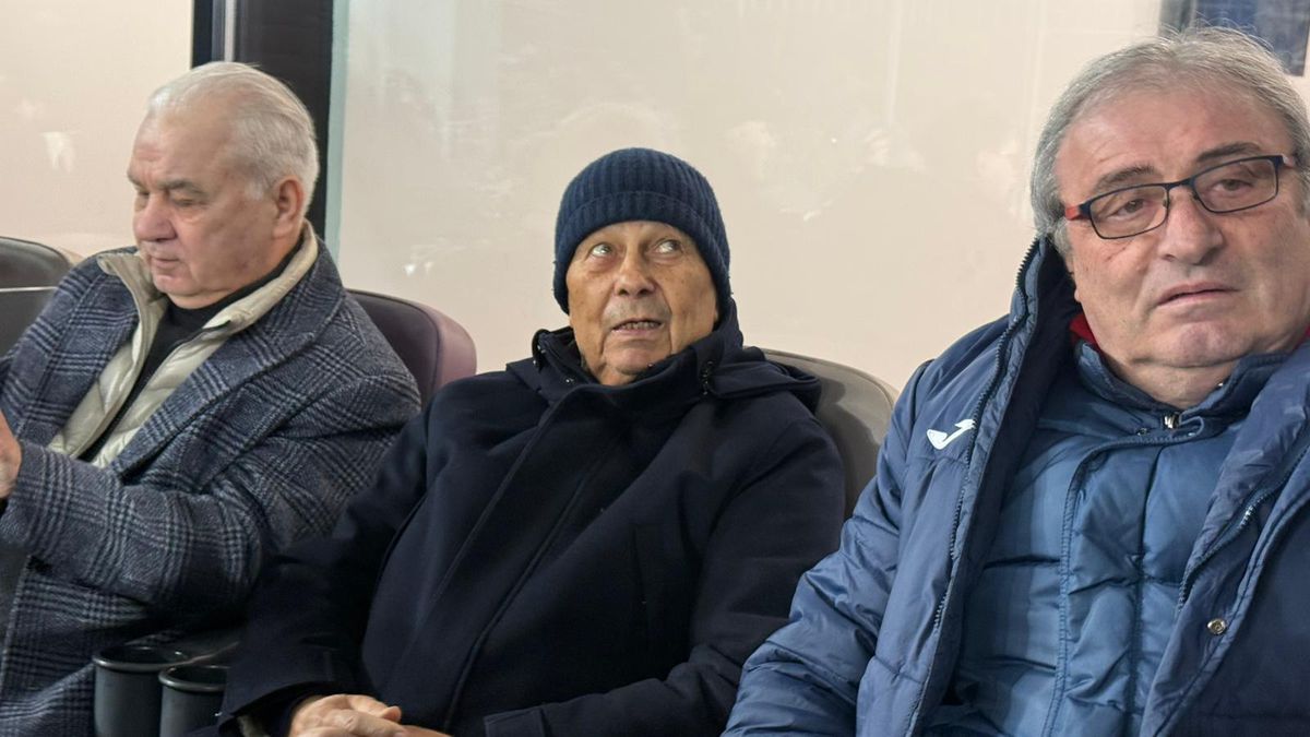 Mircea Lucescu, la prima apariție în public după spitalizare » Singurul om cu care a avut contact