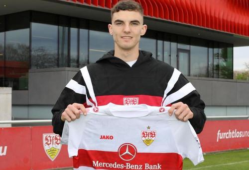 Patrick Vuc a fost legitimat la echipa secundă a lui VfB Stuttgart, însă n-a bifat nicio apariție pentru șvabi / Sursă foto: Facebook