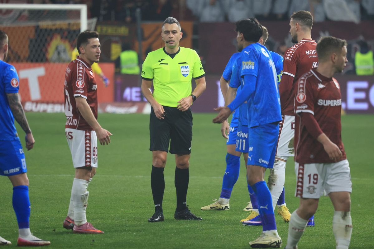 Rapid - Craiova, întrerupt de două ori