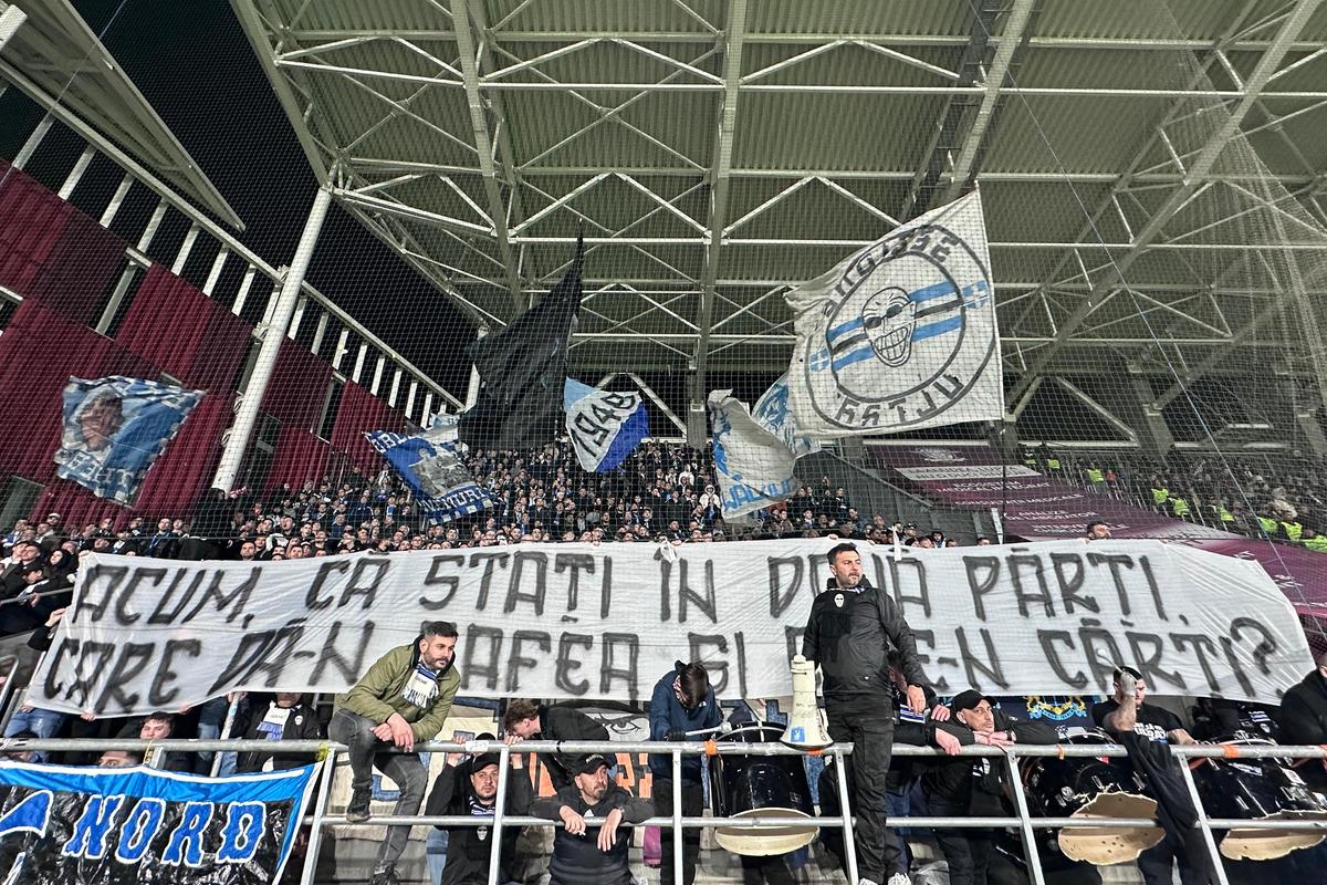 Rapid - Universitatea Craiova, derby în etapa 30 din Superligă