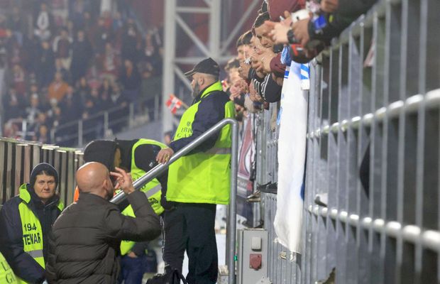 Scandări rasiste, meci întrerupt de două ori » Secvențe jenante și după Rapid - Universitatea Craiova: ce a pățit Koljic + măsurile anunțate de Jandarmerie