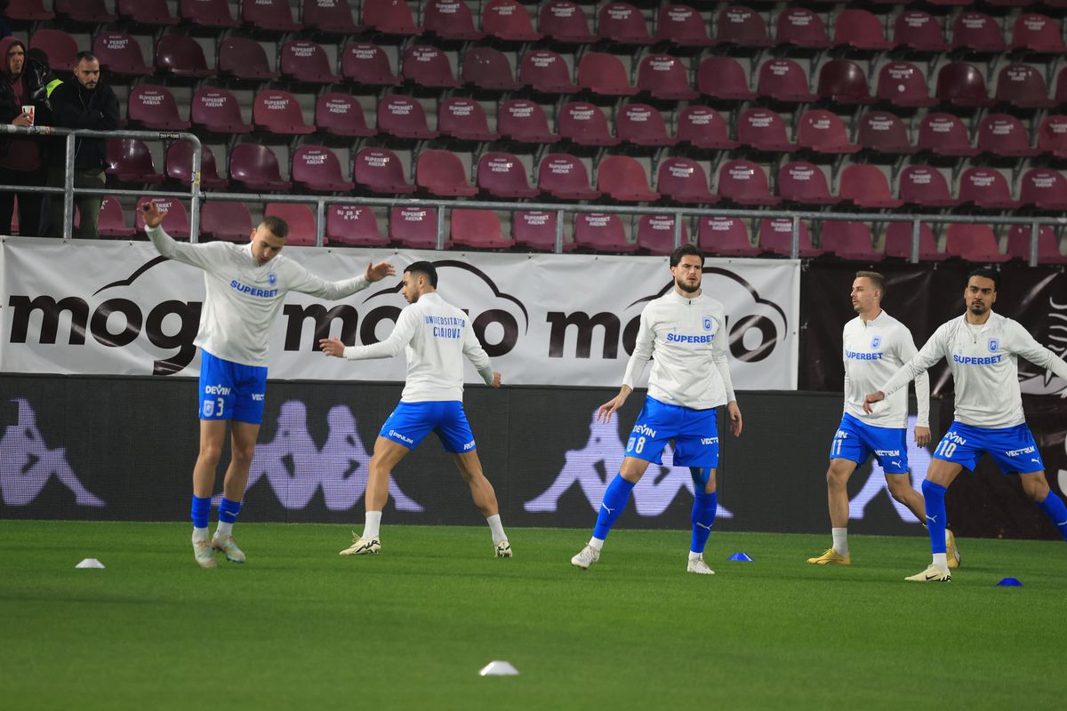 Rapid - Craiova, imagini de la nivelul gazonului, înaintea partidei