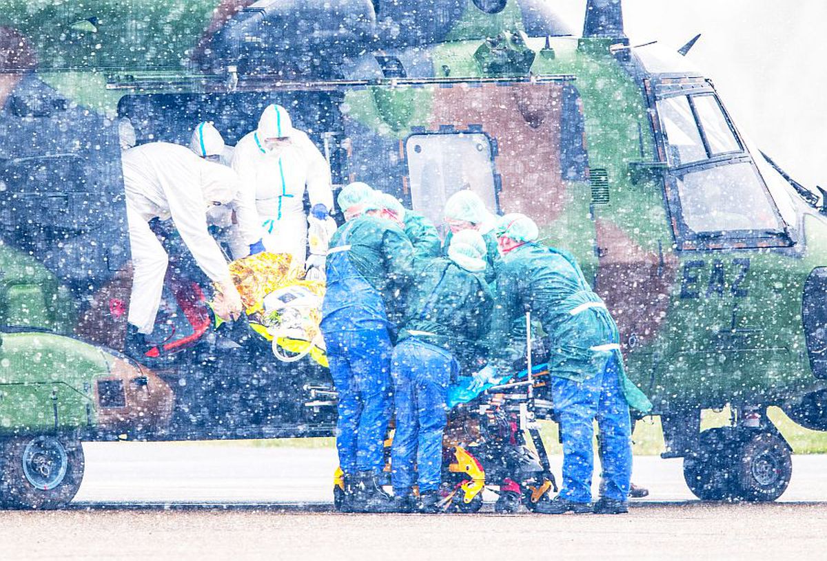 Franța bifează un record tragic: 1427 de morți din cauza noului coronavirus într-o singură zi. Dezastru în căminele de bătrâni