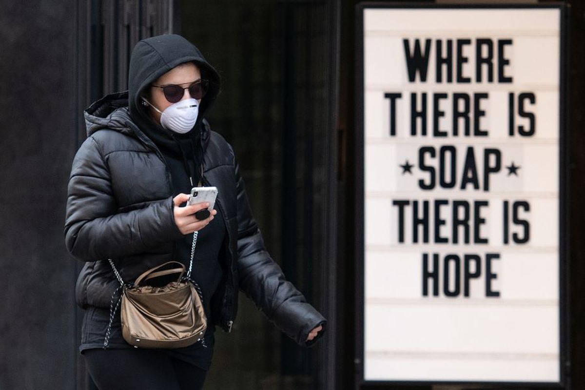 COVID-19. Femeile din România, aproape ca pe timpul lui Ceaușescu: pandemia suspendă avorturile la cerere