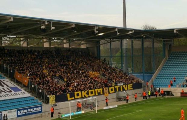 FABULOS! O formație din liga a patra a vândut peste 100.000 de bilete pentru un meci programat pe 8 mai: „Așa ne vom continua activitatea”