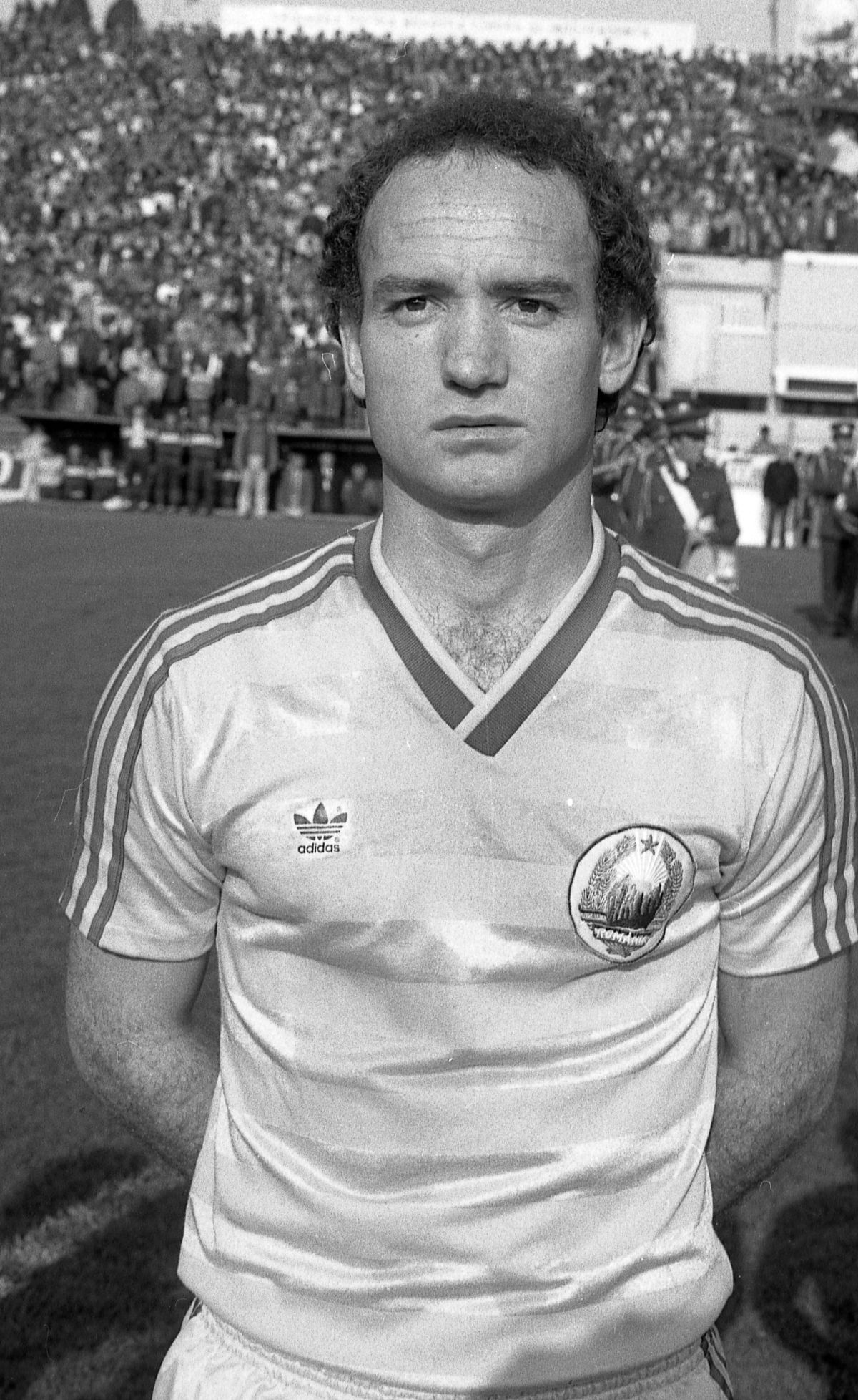 Nae Ungureanu a suferit un accident vascular cerebral » Rodion Cămătaru, despre starea legendei Craiovei Maxima