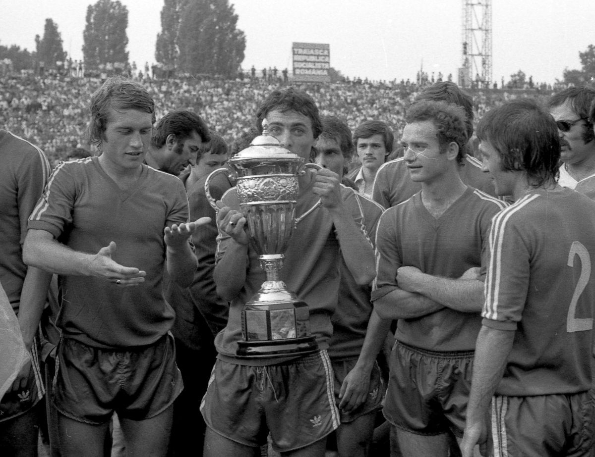 4 decenii de la primul meci în națională al lui Nae Ungureanu: „Din cauza lui Ienei am ratat Mondialul din '90”